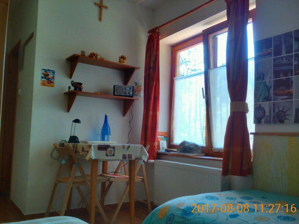Dobogoko Vendeghaz Hotel Екстериор снимка